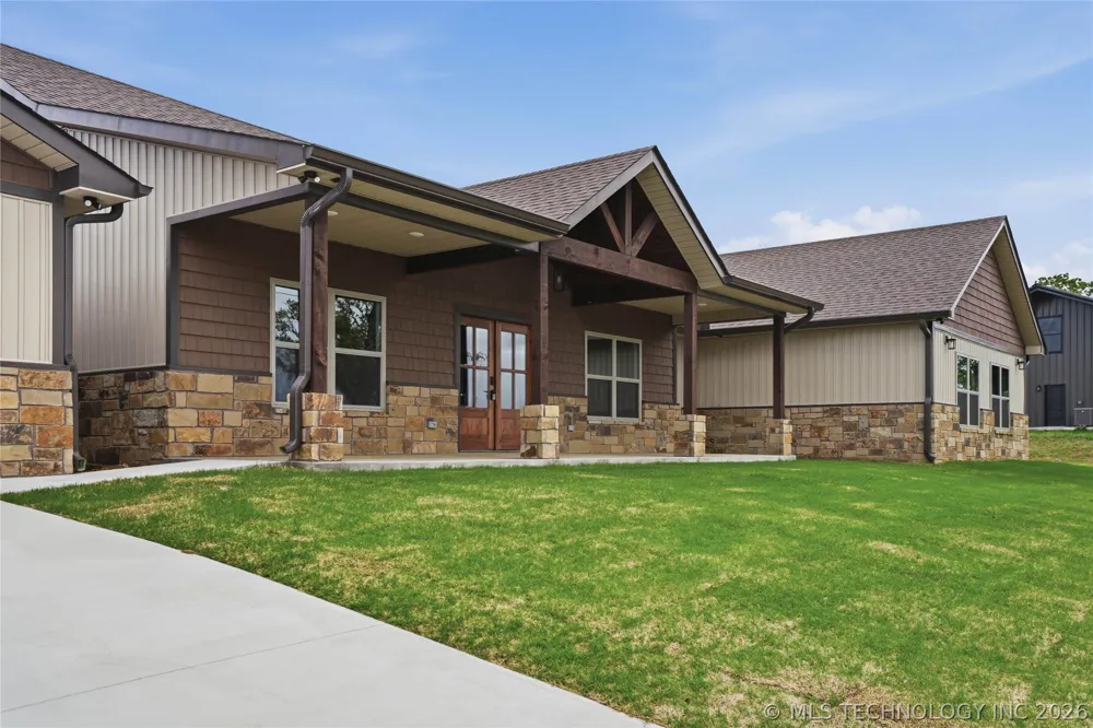 34830 S Falcon Crest Lane Cookson, OK 74427