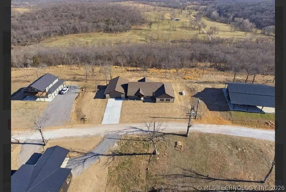 34830 S Falcon Crest Lane Cookson, OK 74427