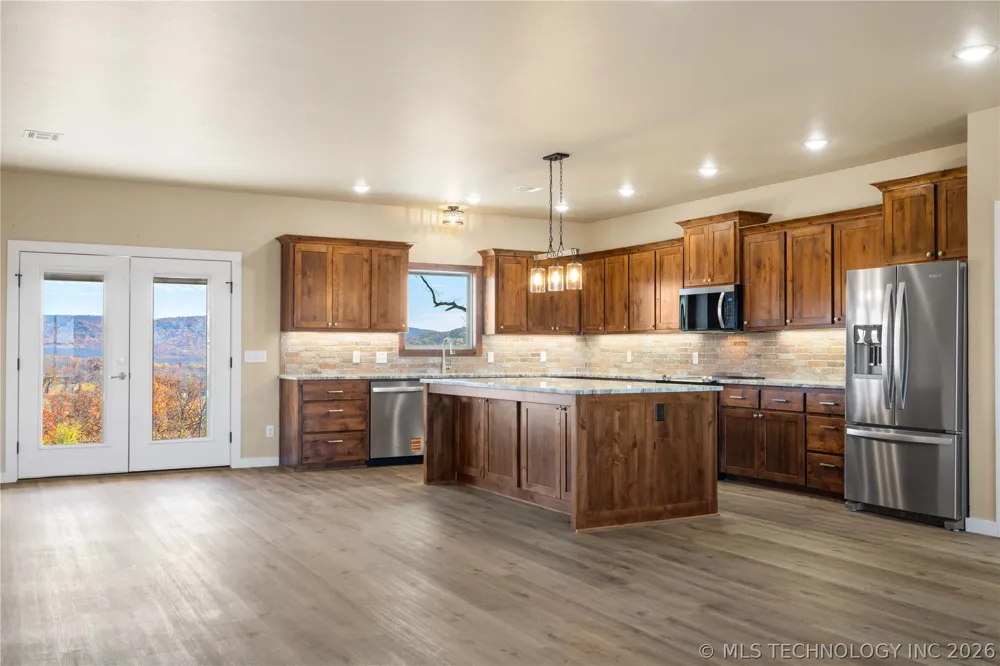 34830 S Falcon Crest Lane Cookson, OK 74427