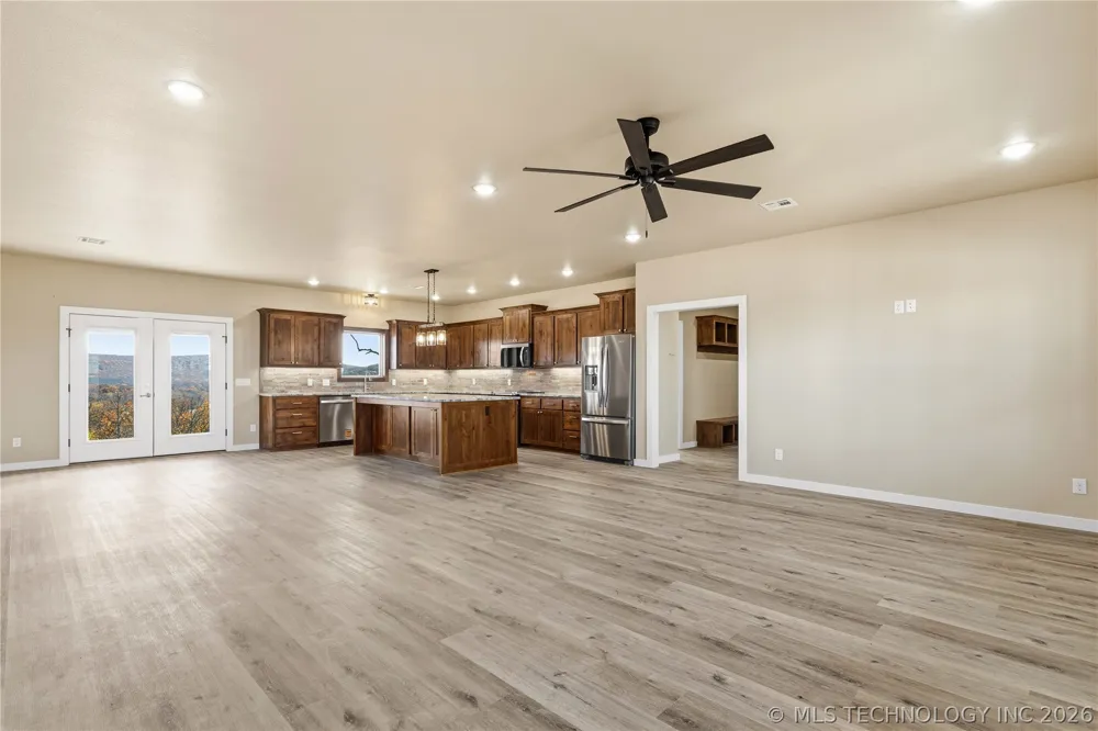 34830 S Falcon Crest Lane Cookson, OK 74427