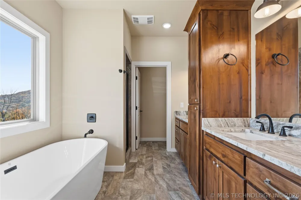 34830 S Falcon Crest Lane Cookson, OK 74427