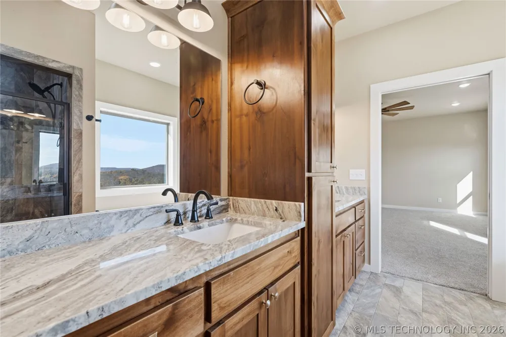 34830 S Falcon Crest Lane Cookson, OK 74427