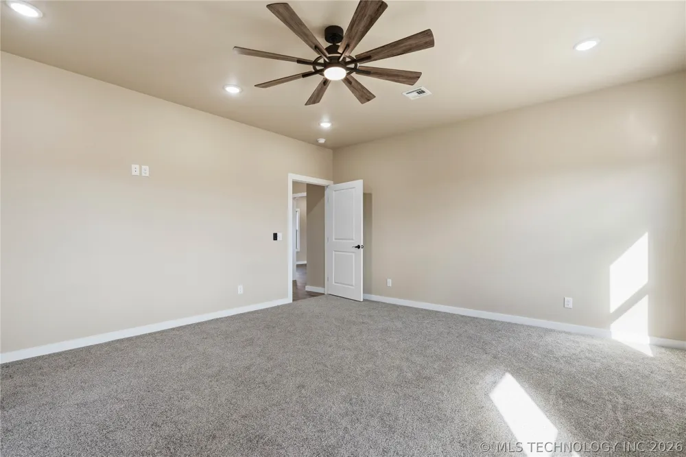 34830 S Falcon Crest Lane Cookson, OK 74427