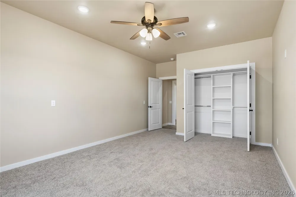 34830 S Falcon Crest Lane Cookson, OK 74427