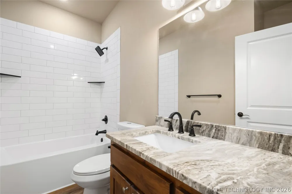 34830 S Falcon Crest Lane Cookson, OK 74427