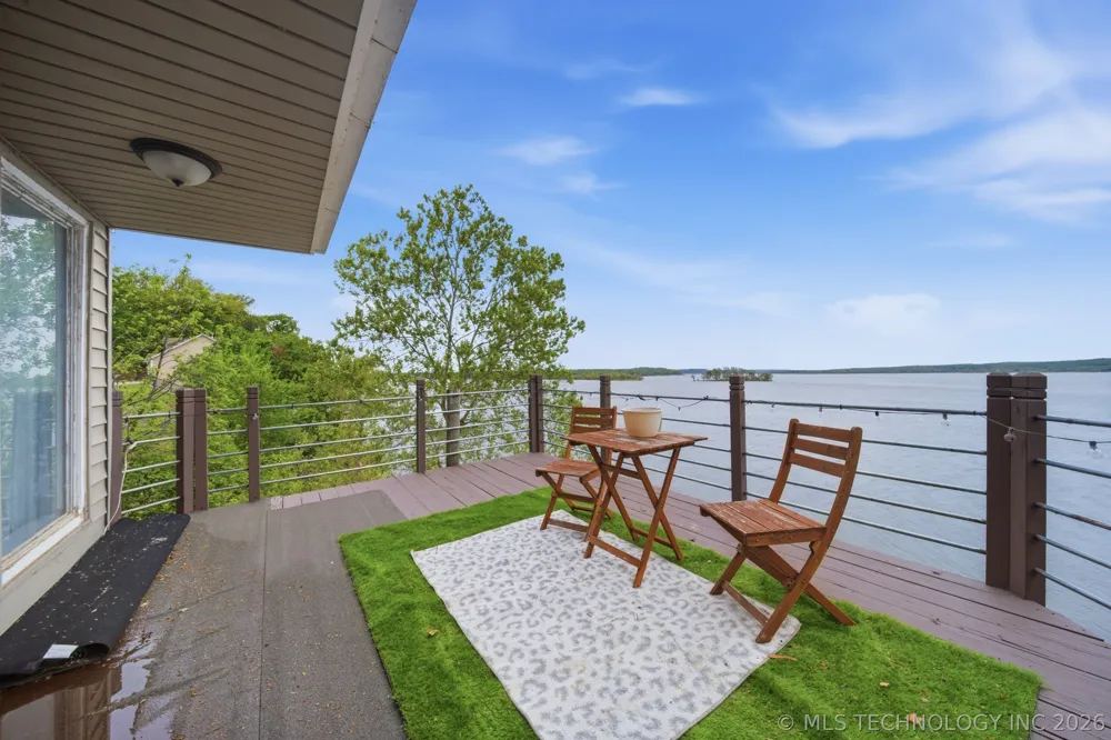 706 Villa Vista Drive Pryor, OK 74361