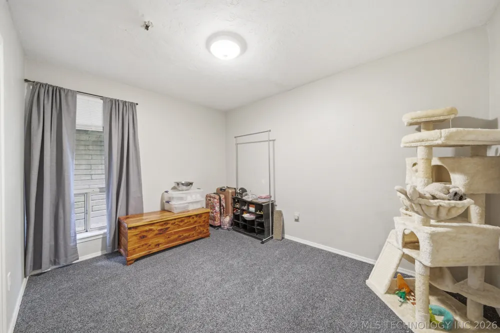 706 Villa Vista Drive Pryor, OK 74361