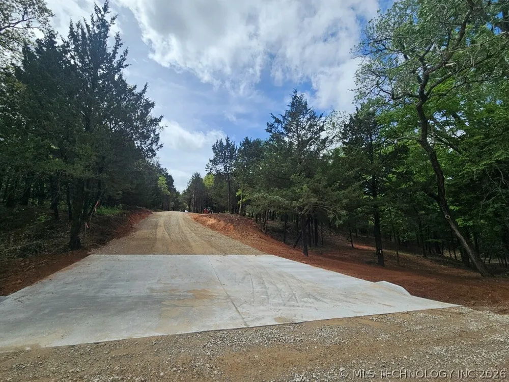 Lakeview Drive Guthrie, OK 73044