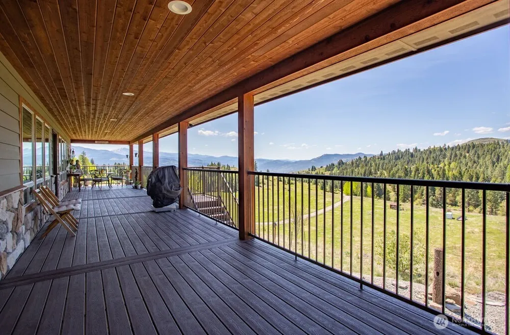 354 Vulcan Mountain Road Curlew, WA 99118