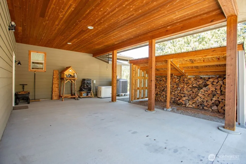 354 Vulcan Mountain Road Curlew, WA 99118