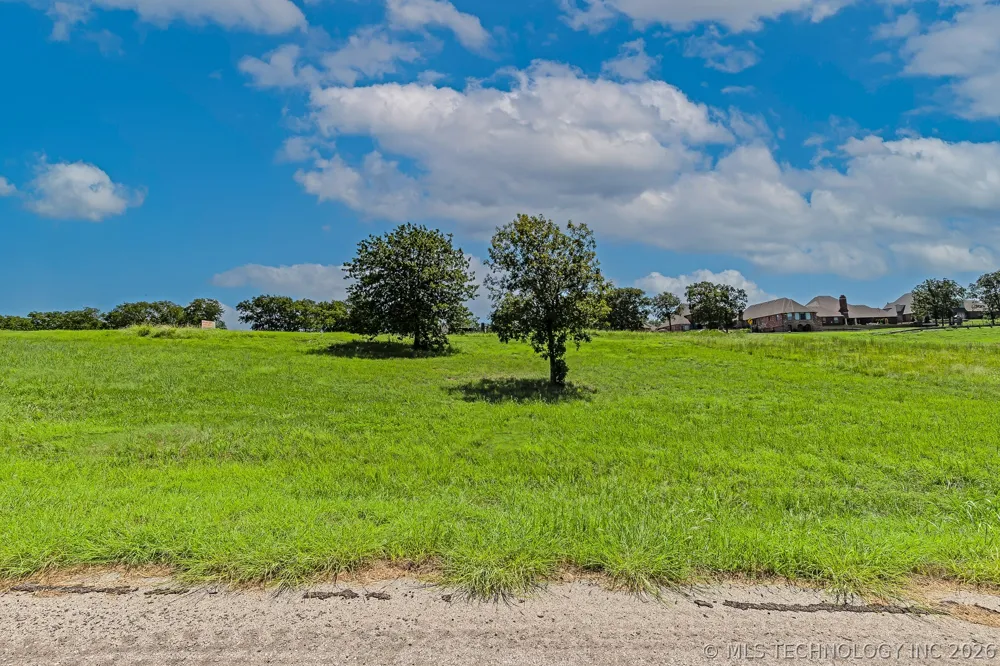 11 Avalon Drive Sperry, OK 74073