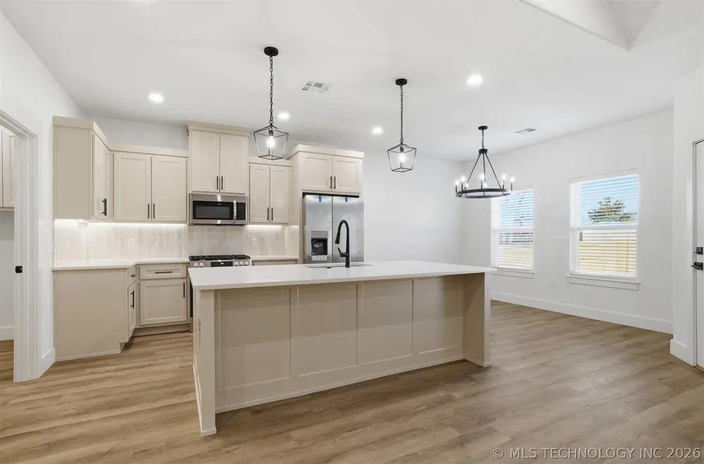 1900 Boxer Lane Durant, OK 74701