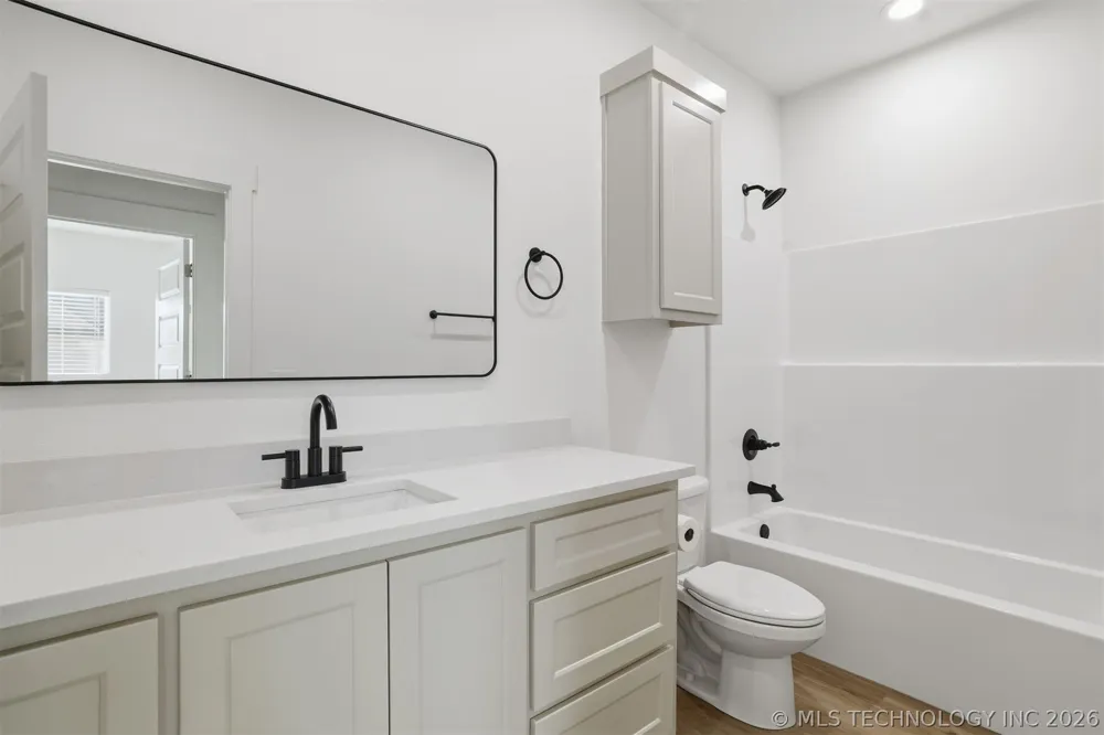 1900 Boxer Lane Durant, OK 74701