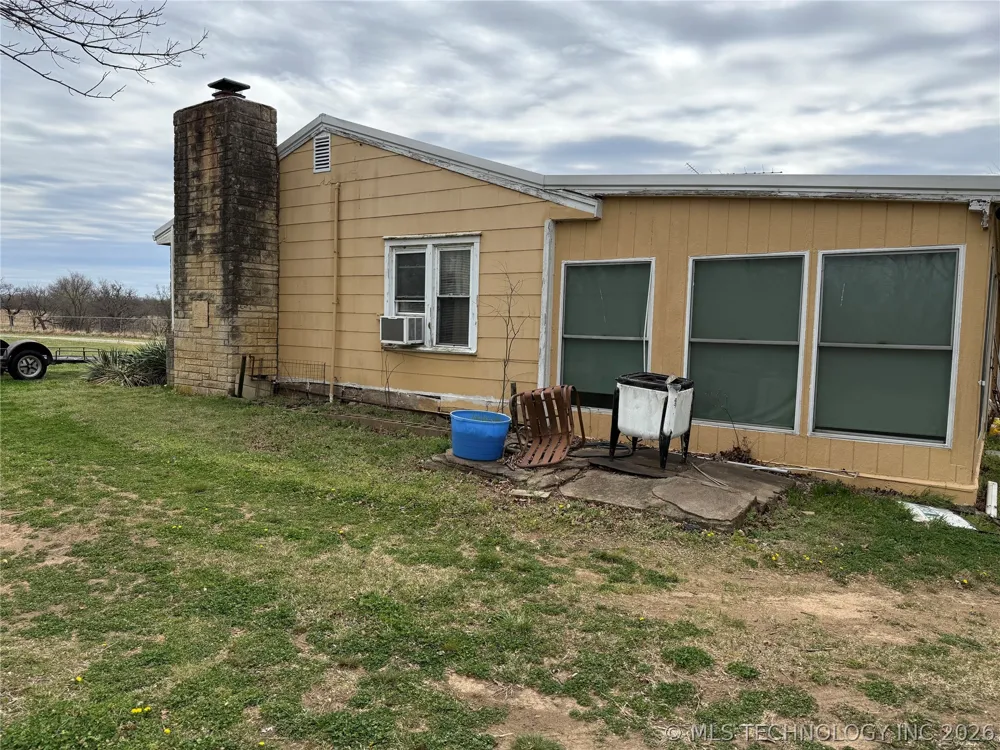 402151 W 3200 ROAD Ramona, OK 74061