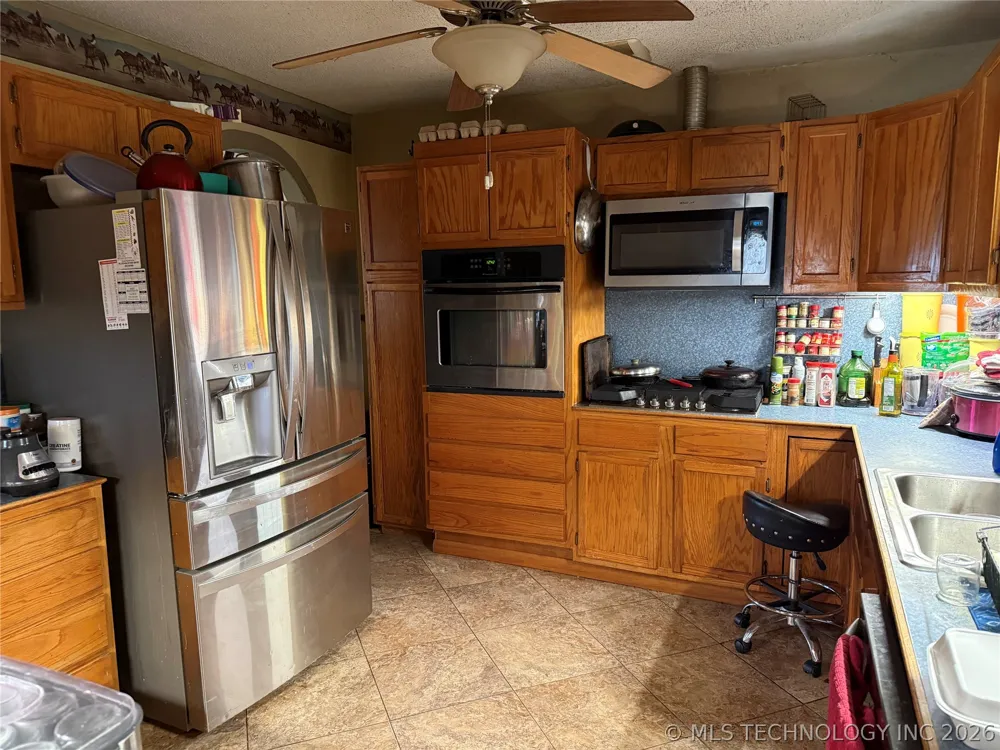 402151 W 3200 ROAD Ramona, OK 74061