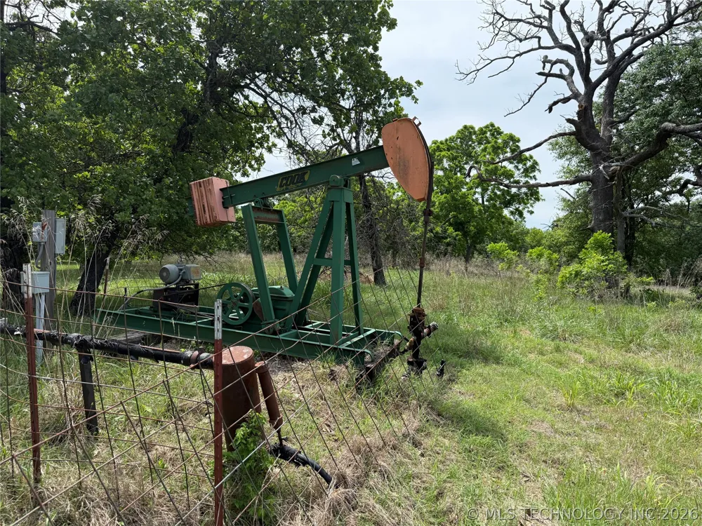 402151 W 3200 ROAD Ramona, OK 74061