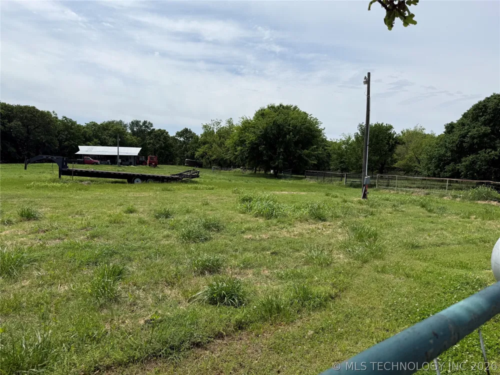 402151 W 3200 ROAD Ramona, OK 74061