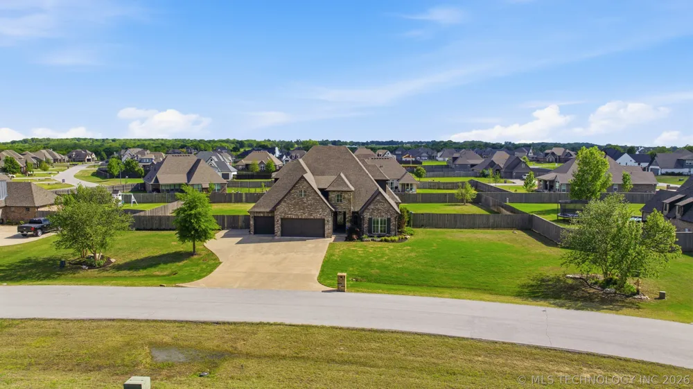 1956 E 172nd Street S Mounds, OK 74047