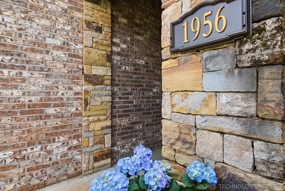 1956 E 172nd Street S Mounds, OK 74047