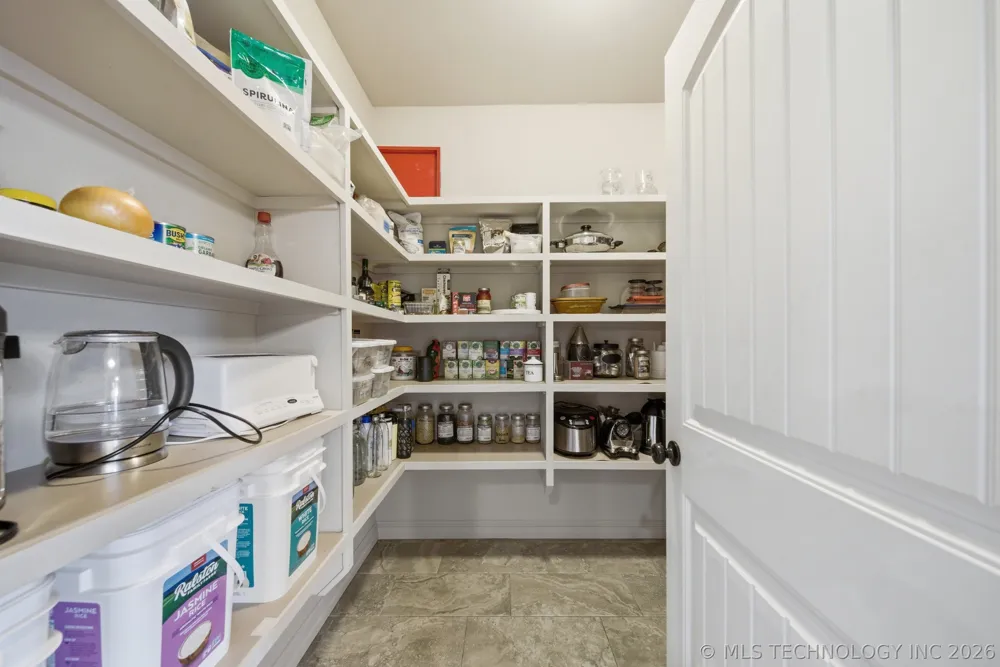 1956 E 172nd Street S Mounds, OK 74047