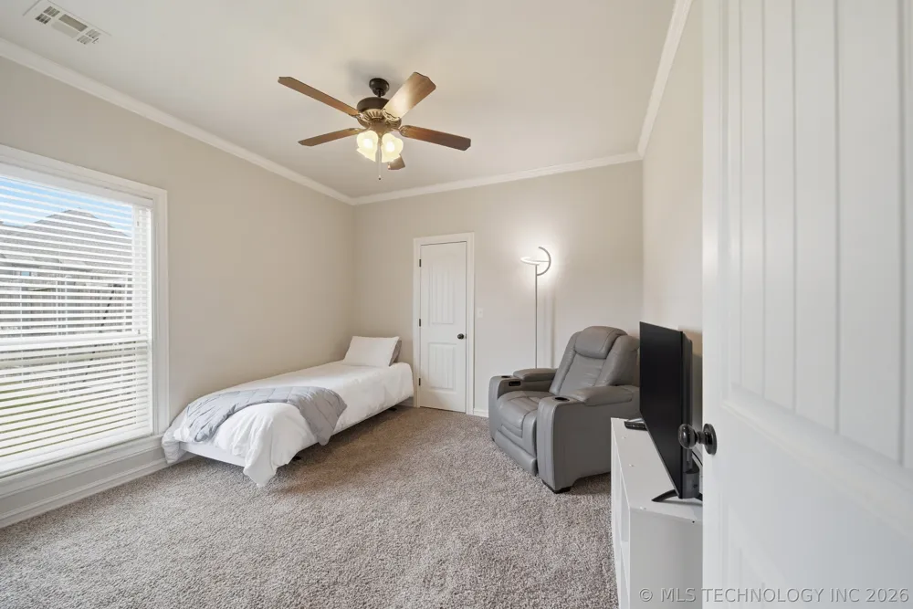 1956 E 172nd Street S Mounds, OK 74047