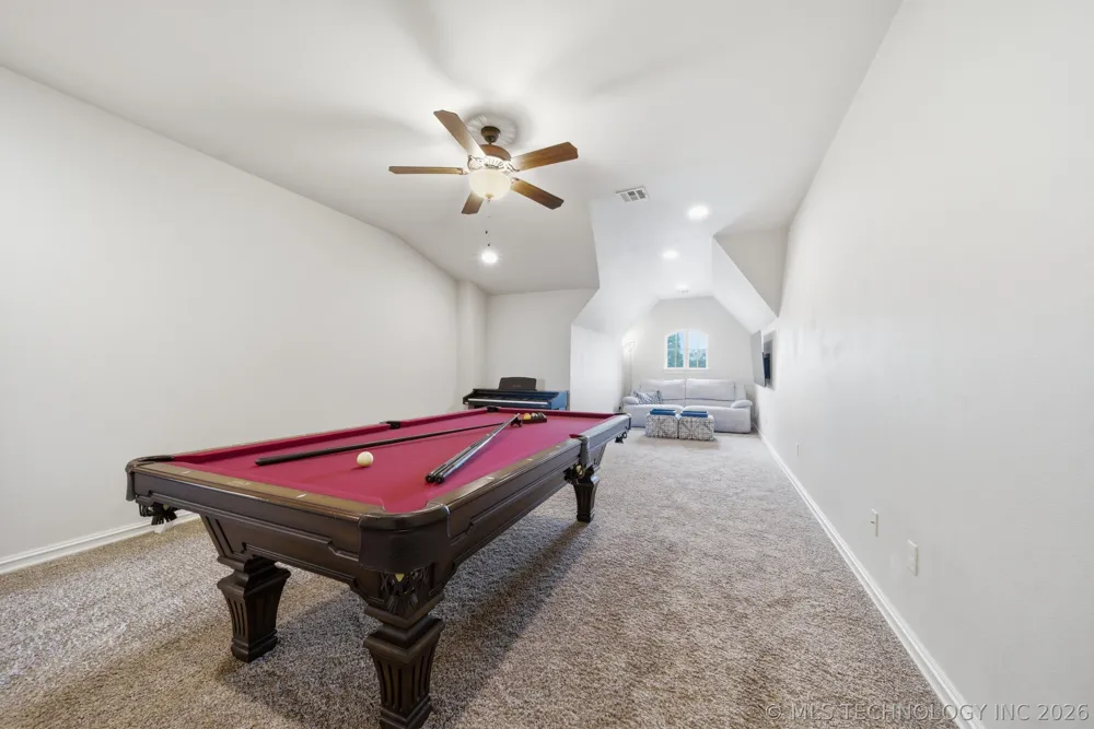 1956 E 172nd Street S Mounds, OK 74047