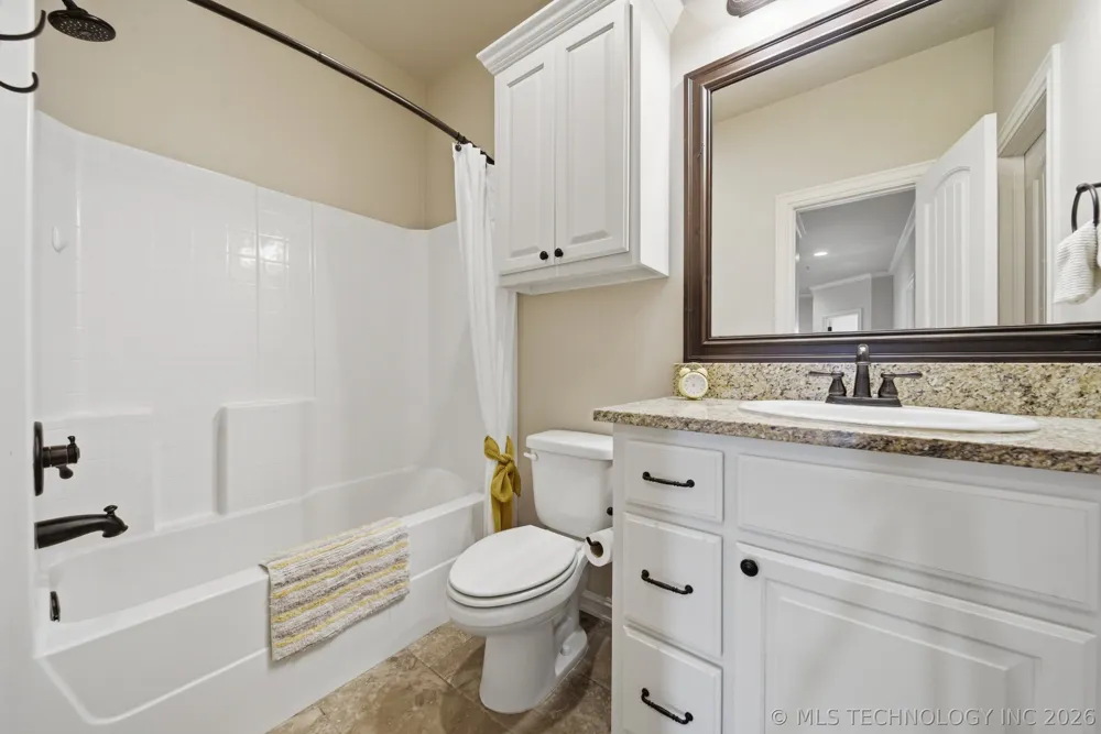1956 E 172nd Street S Mounds, OK 74047