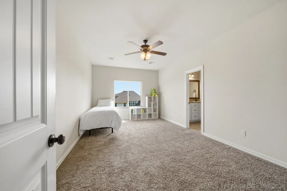 1956 E 172nd Street S Mounds, OK 74047
