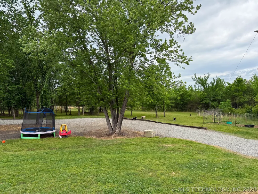 41363 E County Road 1230 Keota, OK 74941