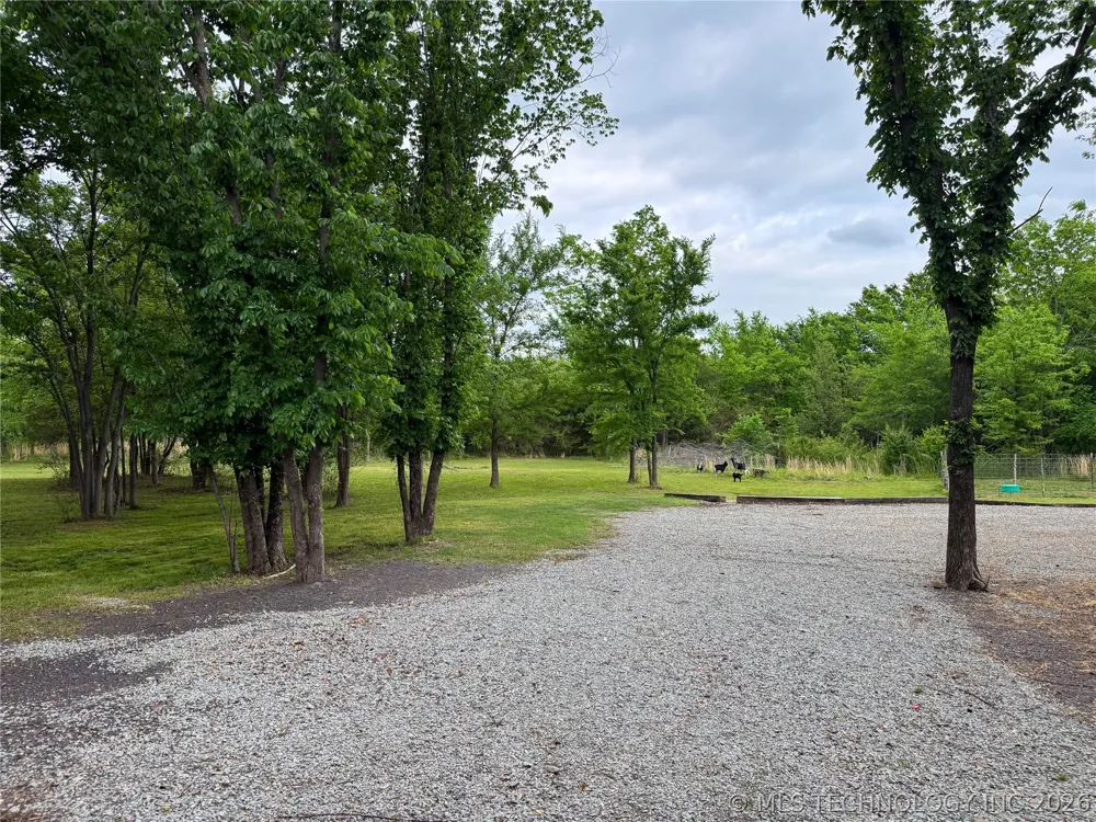 41363 E County Road 1230 Keota, OK 74941