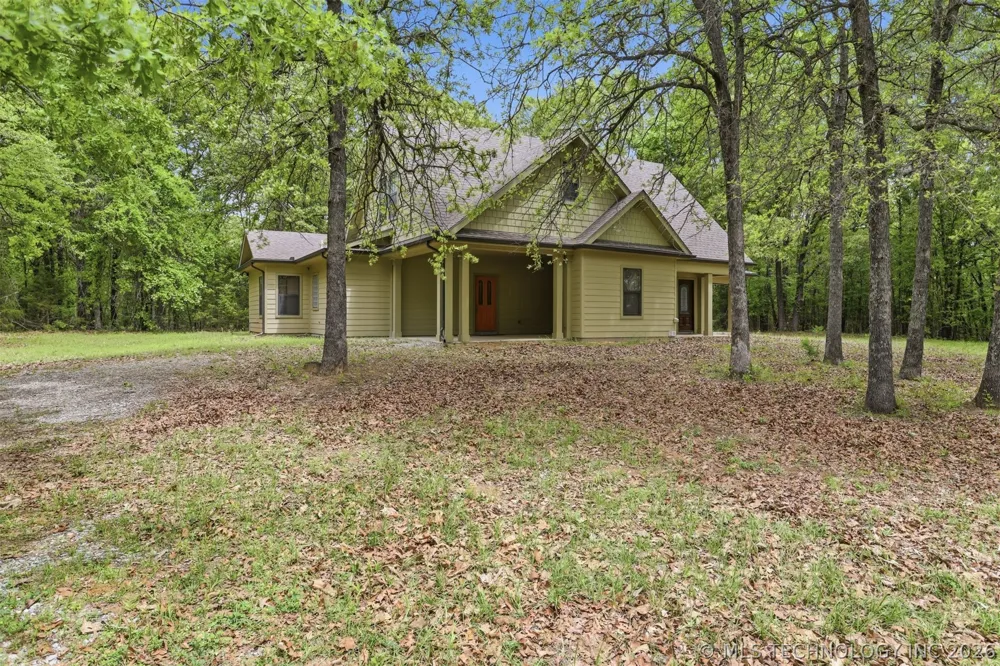 900 W Hardesty Road Caddo, OK 74729
