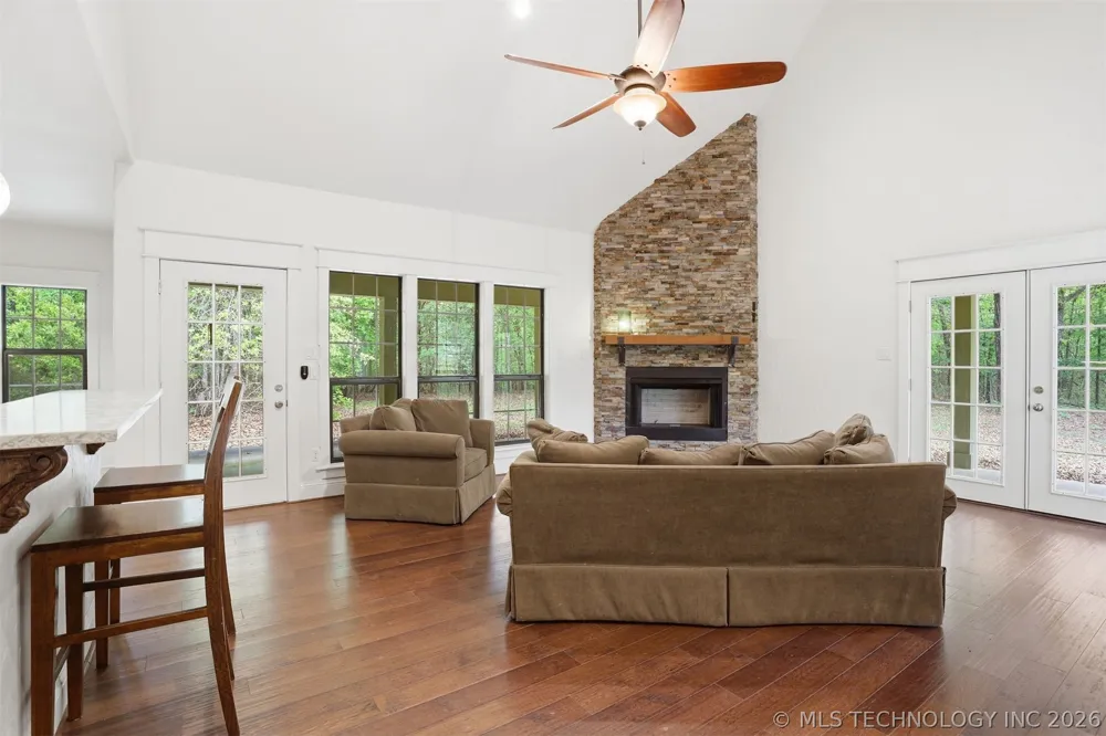 900 W Hardesty Road Caddo, OK 74729
