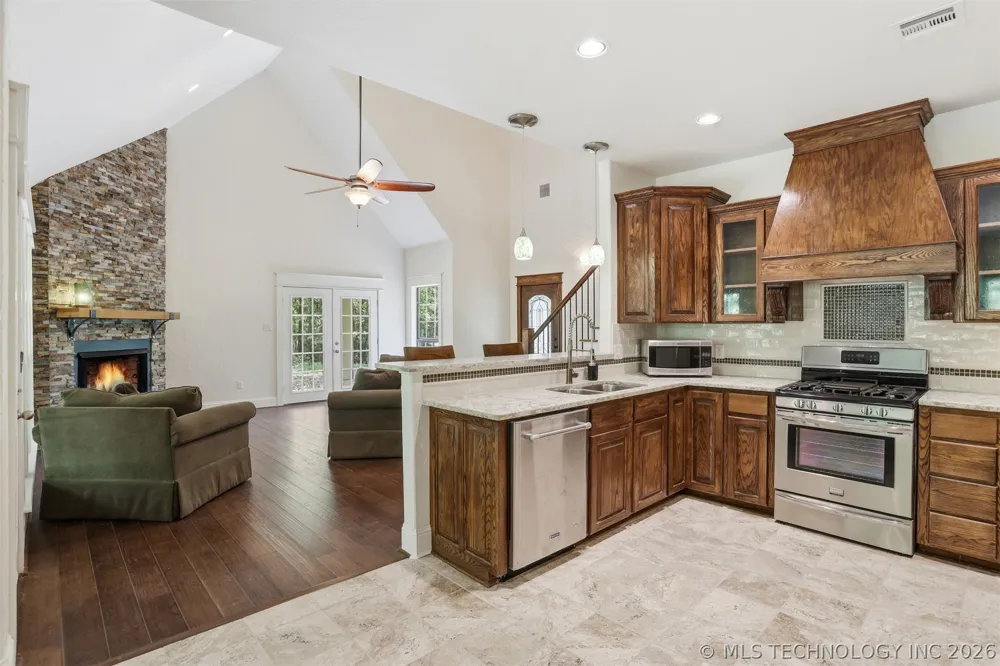 900 W Hardesty Road Caddo, OK 74729