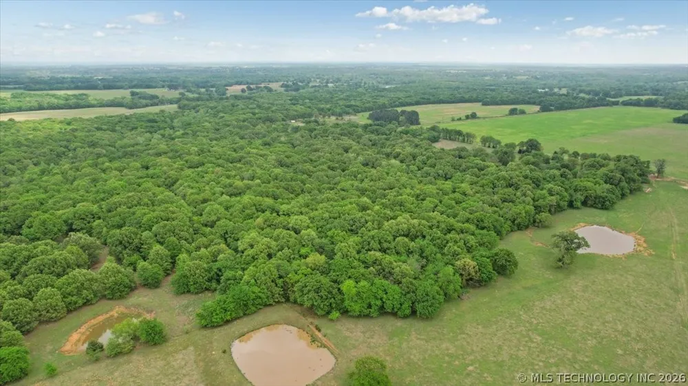900 W Hardesty Road Caddo, OK 74729