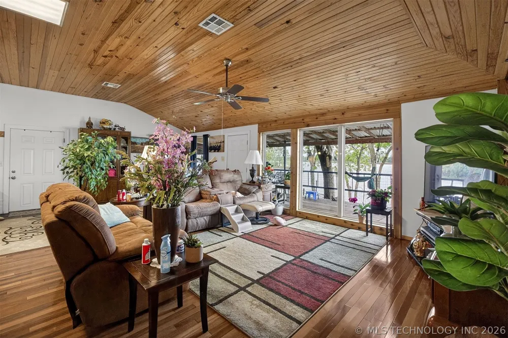 546 Leisure Land Place Big Cabin, OK 74332