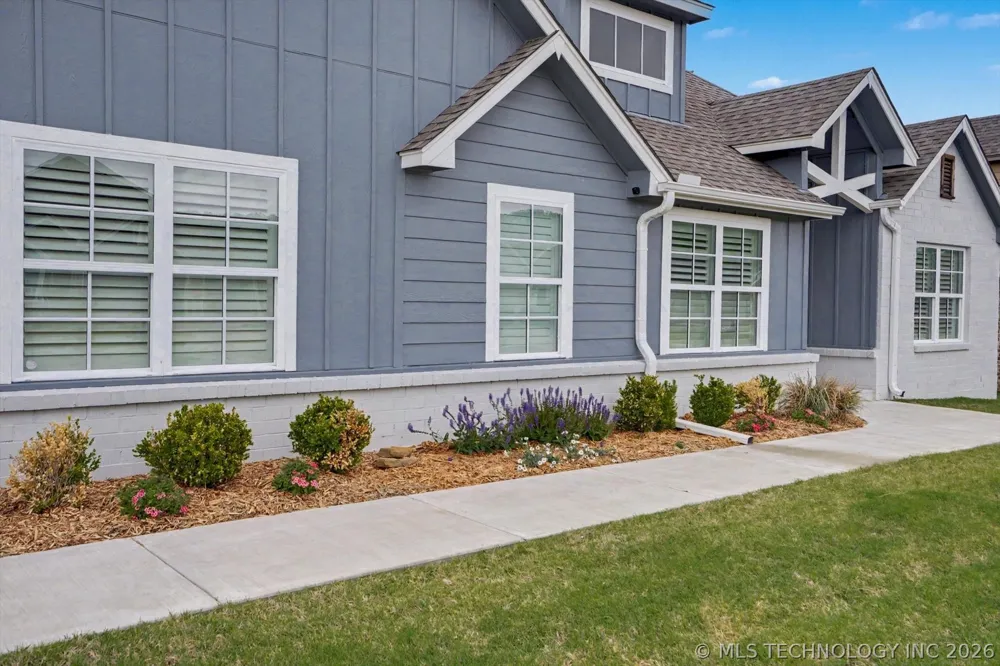 18977 E Ridgeline Road Catoosa, OK 74015
