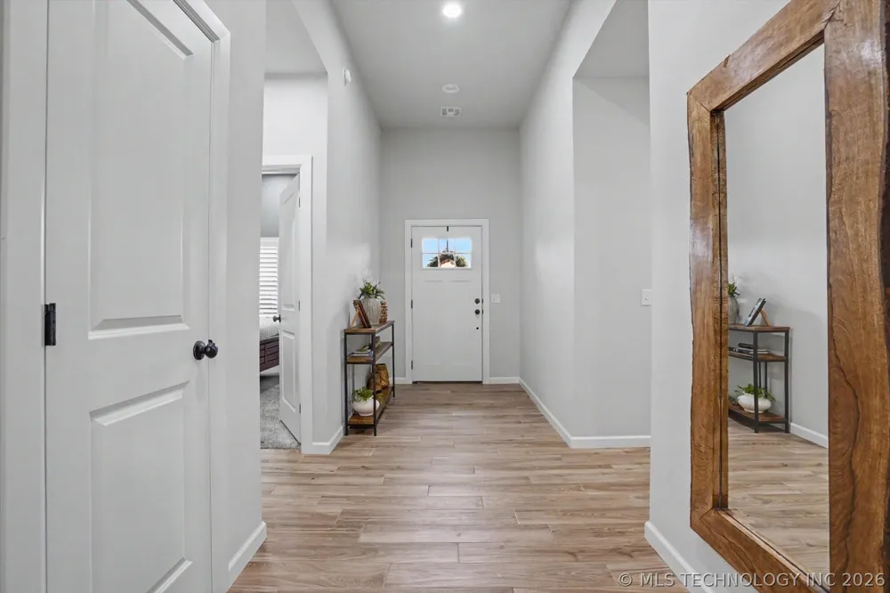 18977 E Ridgeline Road Catoosa, OK 74015