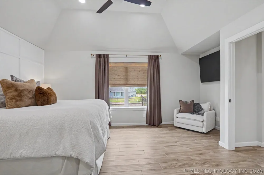 18977 E Ridgeline Road Catoosa, OK 74015
