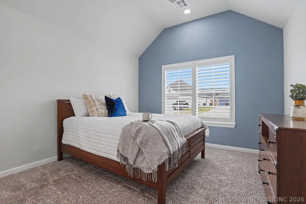 18977 E Ridgeline Road Catoosa, OK 74015