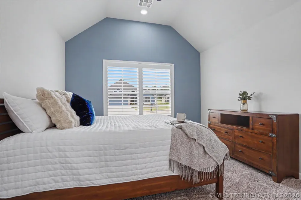 18977 E Ridgeline Road Catoosa, OK 74015