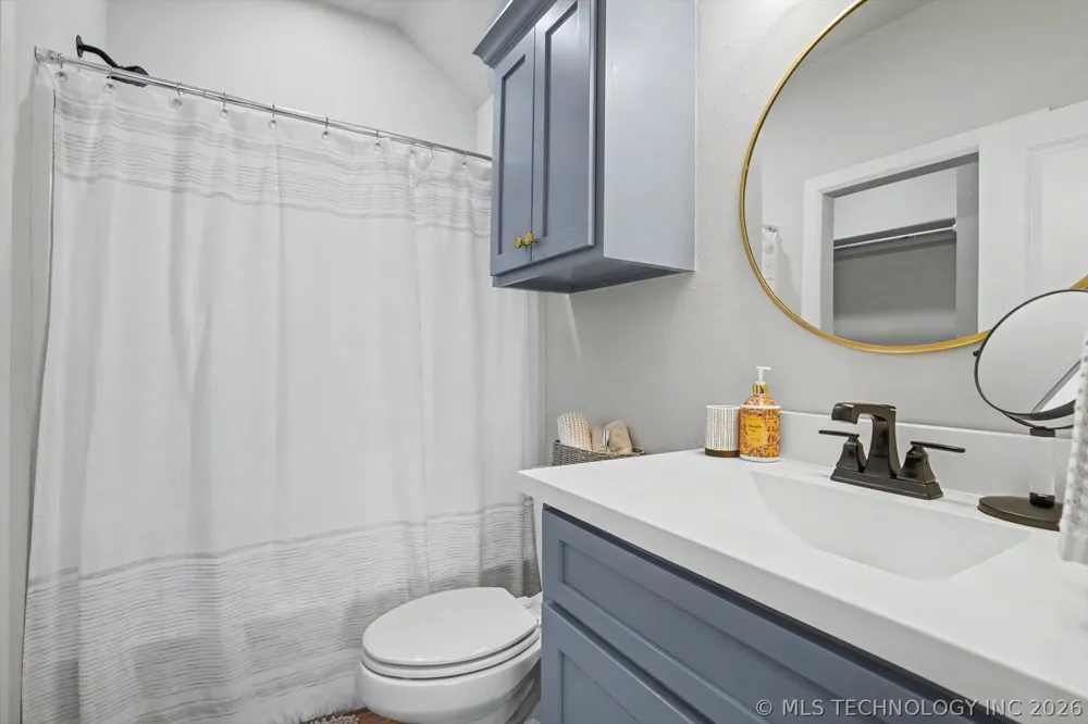 18977 E Ridgeline Road Catoosa, OK 74015