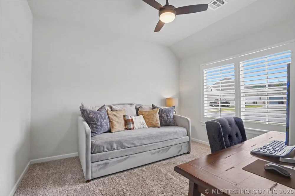 18977 E Ridgeline Road Catoosa, OK 74015