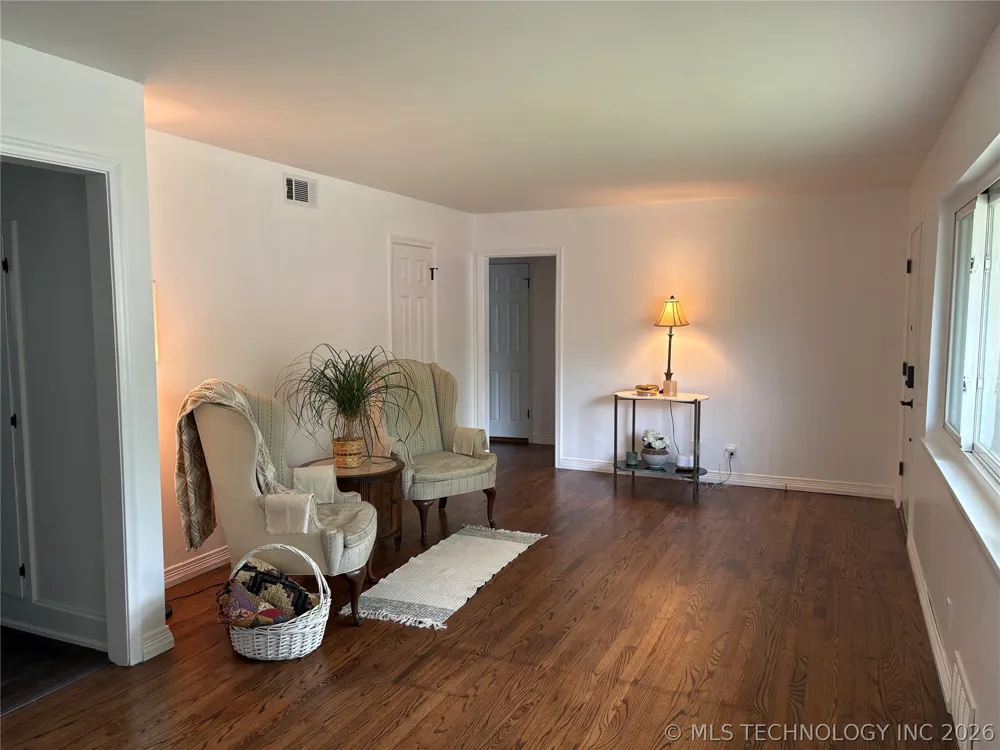 618 SE Wilshire Avenue Bartlesville, OK 74006