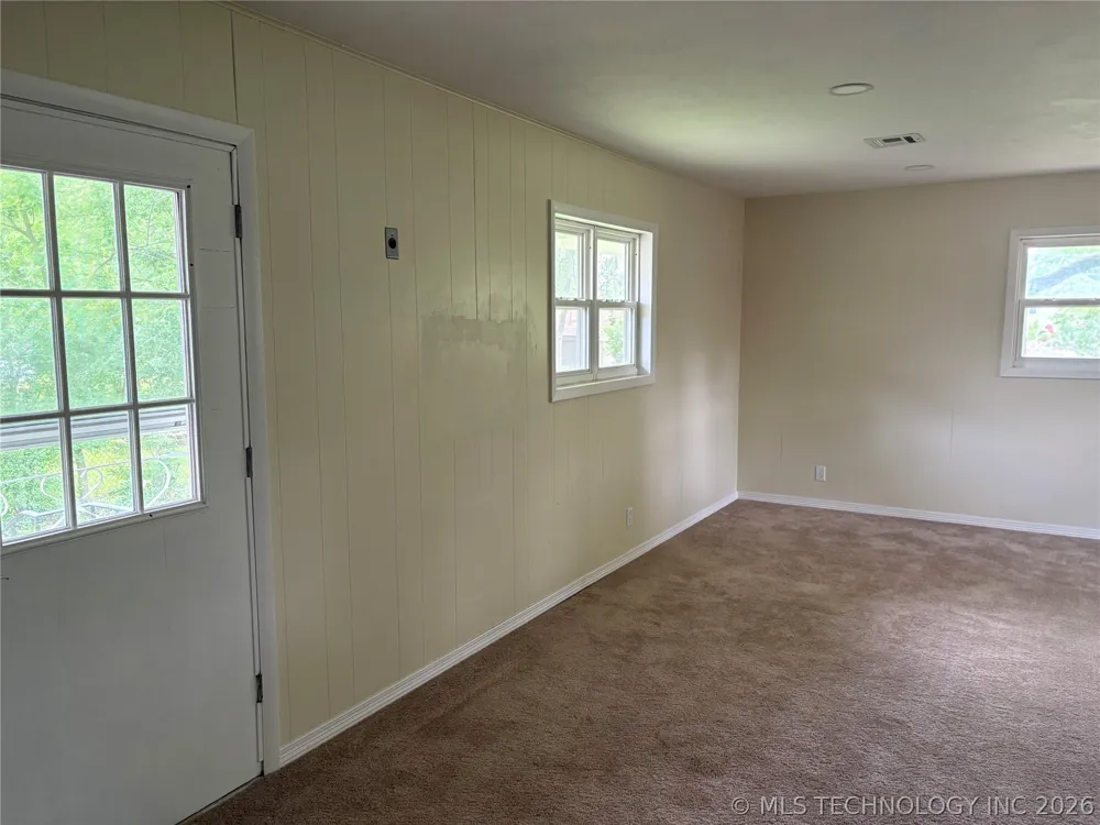 618 SE Wilshire Avenue Bartlesville, OK 74006
