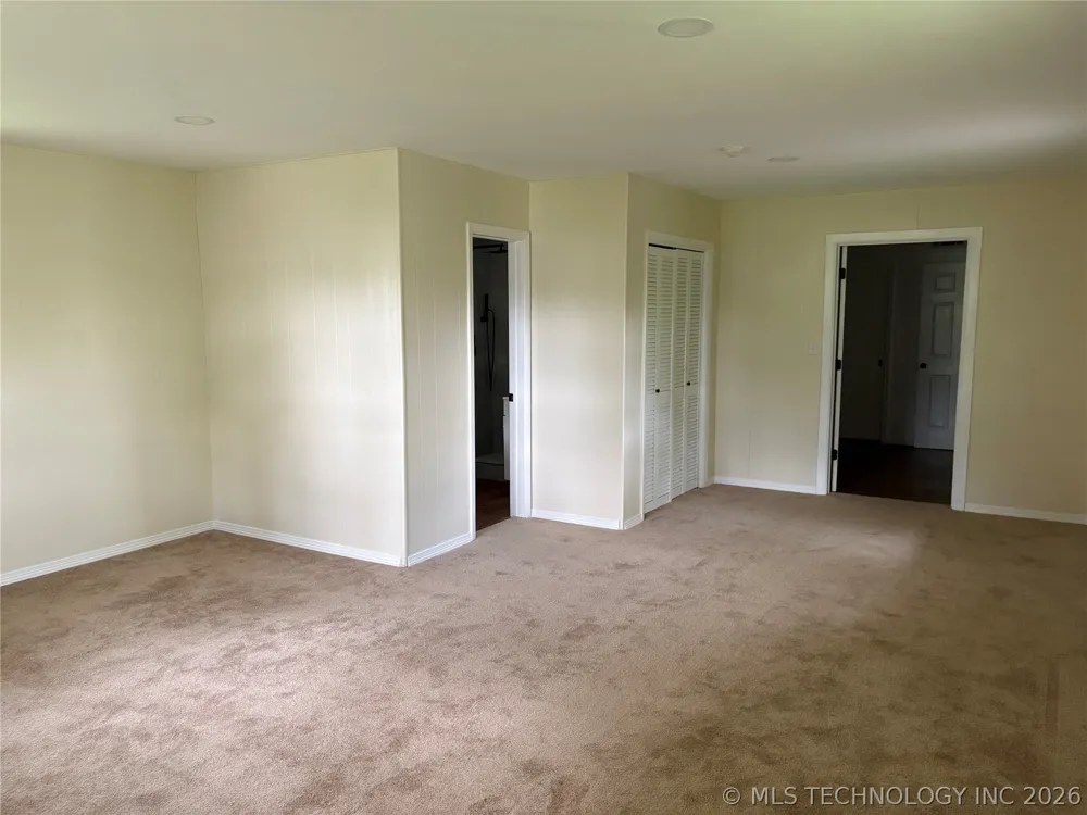 618 SE Wilshire Avenue Bartlesville, OK 74006