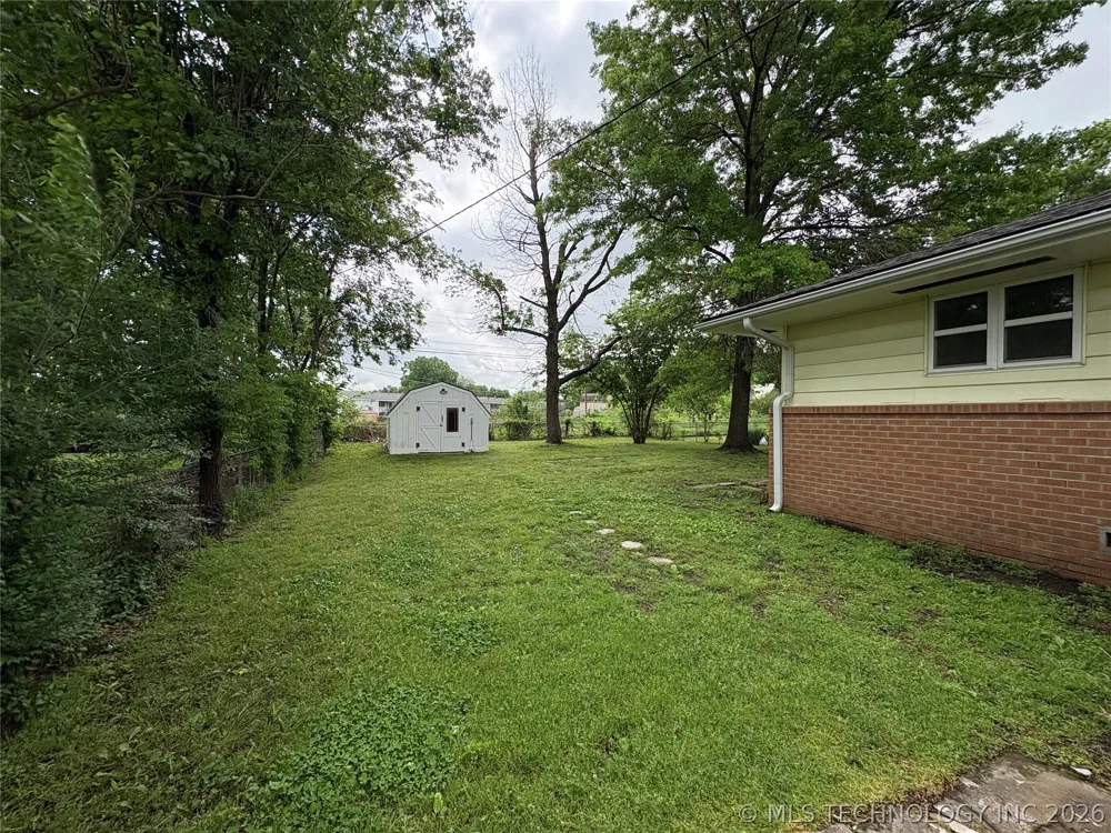 618 SE Wilshire Avenue Bartlesville, OK 74006