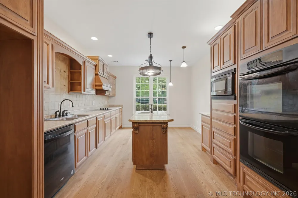 601 Thousand Oaks Cartwright, OK 74731