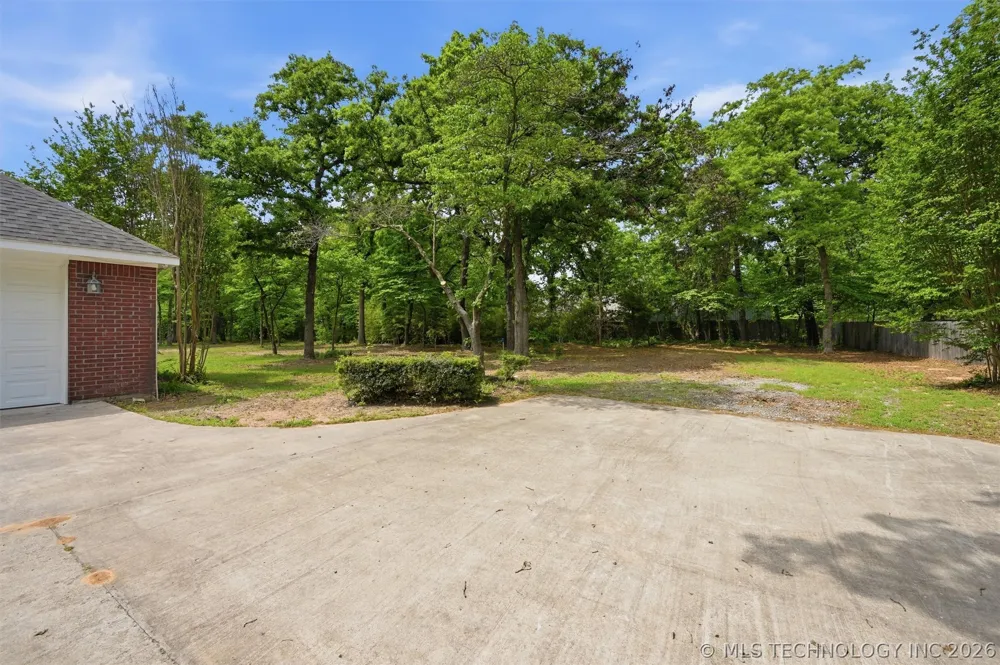 601 Thousand Oaks Cartwright, OK 74731