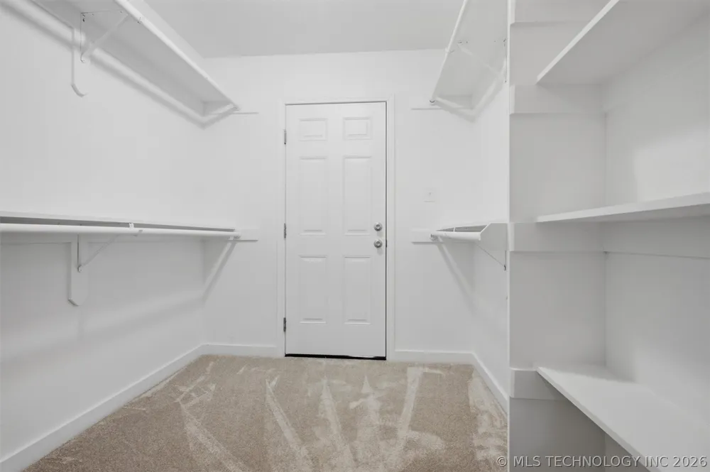 601 Thousand Oaks Cartwright, OK 74731