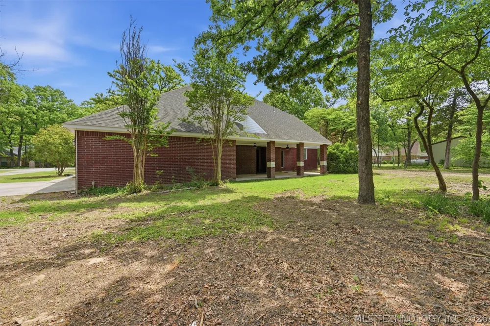 601 Thousand Oaks Cartwright, OK 74731